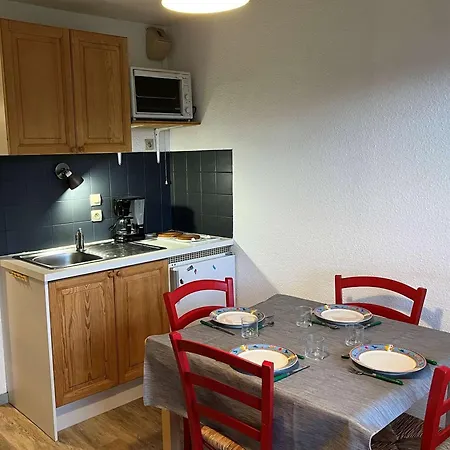 Au Coeur Du Chinaillon Avec Parking Et Balcon, 4 Couchages - Fr-1-241-176 *